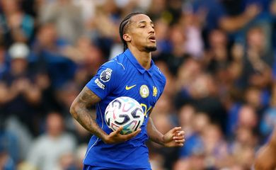 João Pedro, do Chelsea, comemora ao marcar o segundo gol contra o Hull City em Stamford Bridge, Londres
12 de setembro de 2026 REUTERS/Hannah Mckay